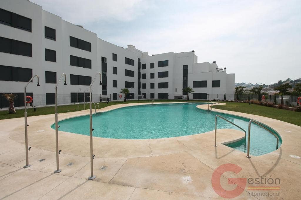 2 bedroom Flat for sale in Almunecar with pool garage - € 467,000 (Ref: 9826668)