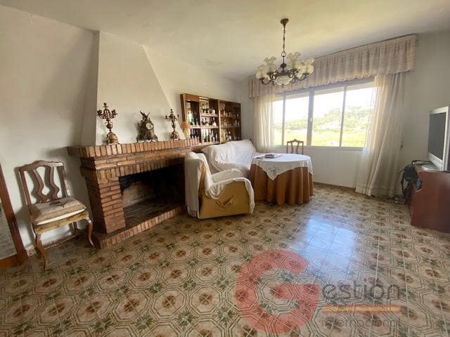 Commercial for sale in Almunecar - € 955,000 (Ref: 9826860)