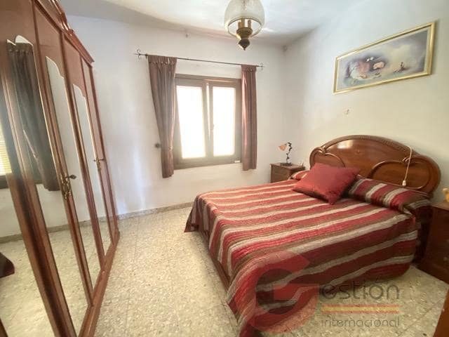 Commercial for sale in Almunecar - € 955,000 (Ref: 9826860)