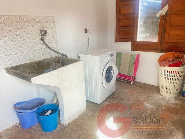 Commercial for sale in Almunecar - € 955,000 (Ref: 9826860)