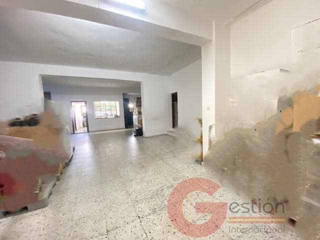 4 bedroom Villa for sale in Almunecar with garage - € 955,000 (Ref: 9827166)