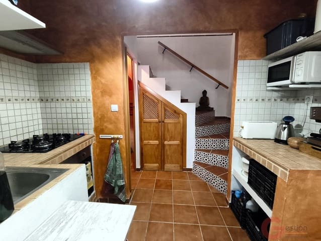 4 bedroom Villa for sale in Guajar Fondon, Los Guajares - € 129,000 (Ref: 9833036)