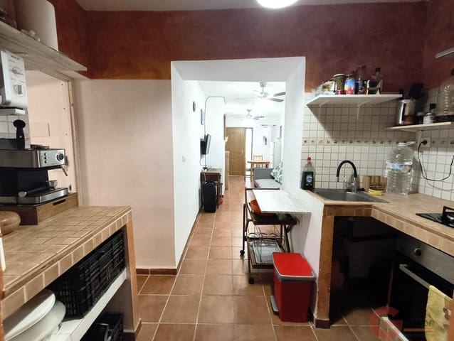4 bedroom Villa for sale in Guajar Fondon, Los Guajares - € 129,000 (Ref: 9833036)
