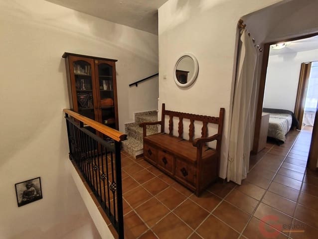 4 bedroom Villa for sale in Guajar Fondon, Los Guajares - € 129,000 (Ref: 9833036)