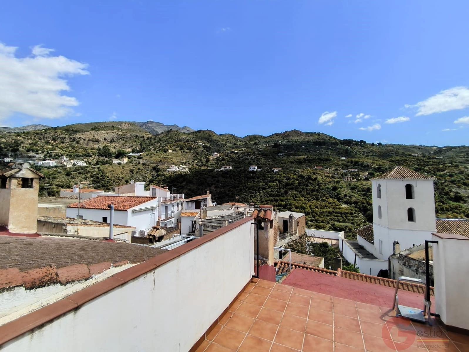 4 bedroom Villa for sale in Guajar Fondon - € 129,000 (Ref: 9833036)