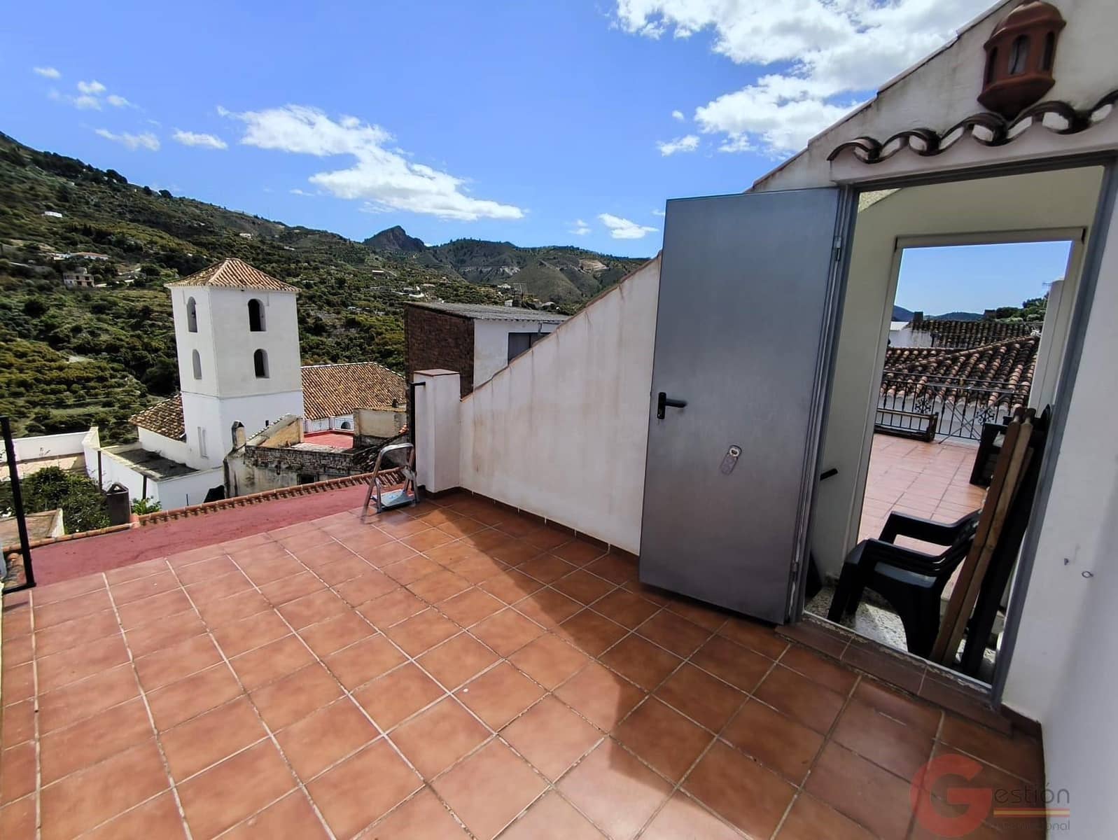 4 bedroom Villa for sale in Guajar Fondon - € 129,000 (Ref: 9833036)