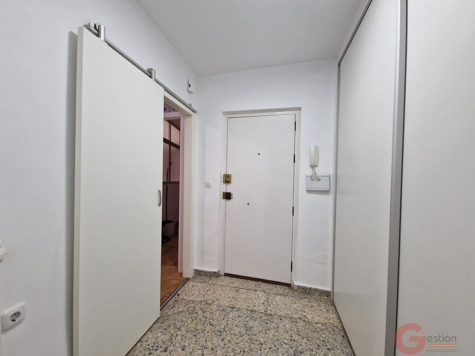 3 slaapkamer Flat te koop in Salobrena - € 165.000 (Ref: 9836698)