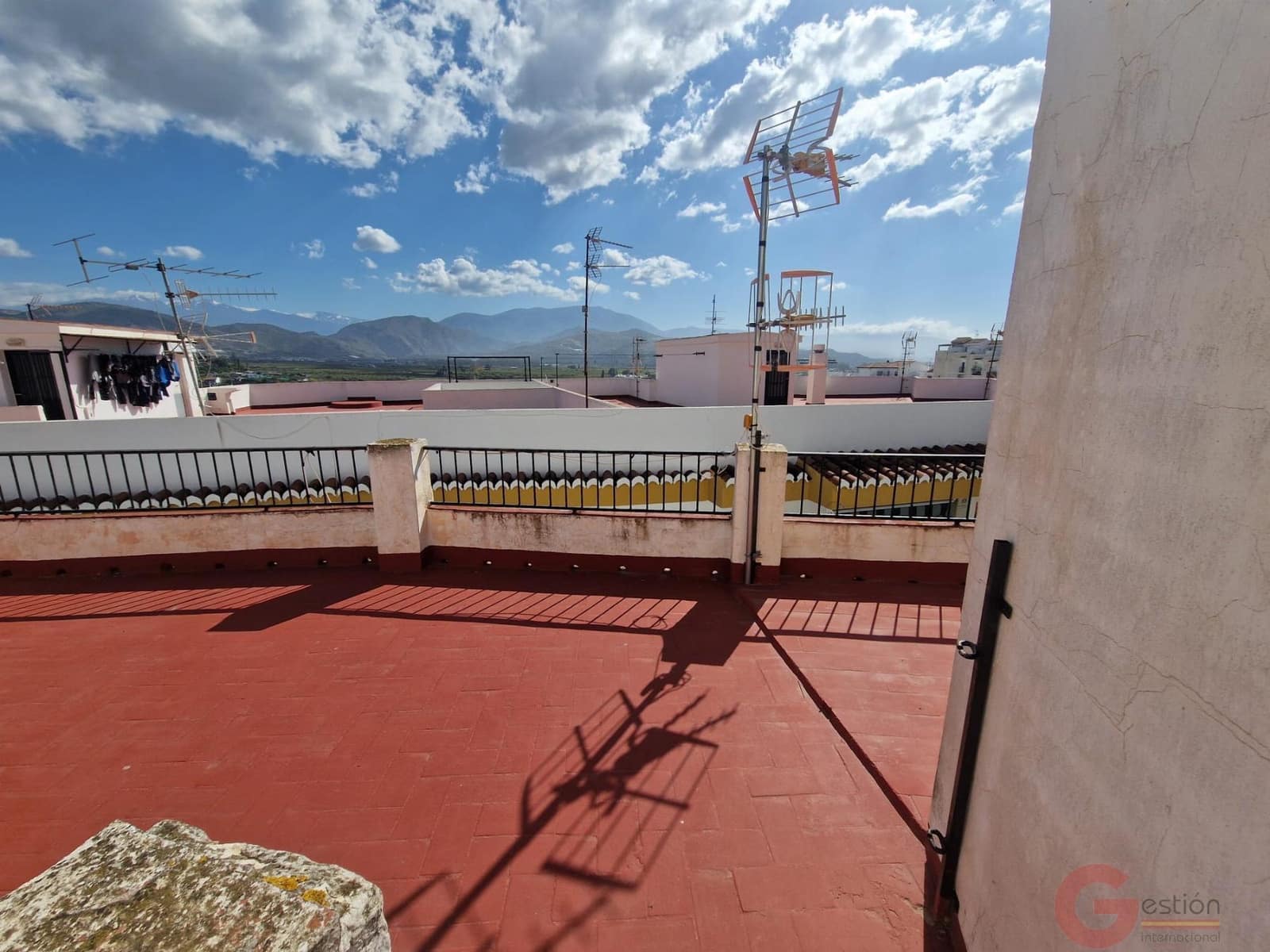 4 bedroom Villa for sale in Salobrena - € 270,500 (Ref: 9839979)
