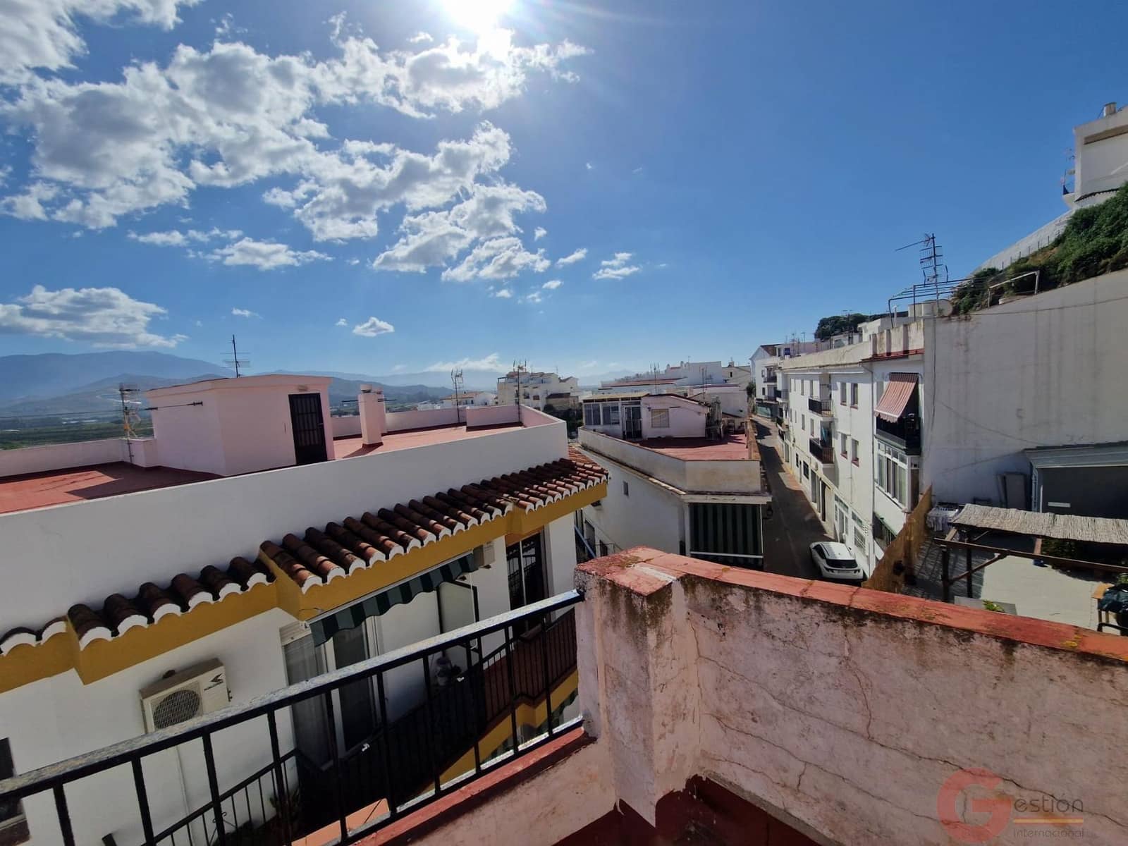 4 bedroom Villa for sale in Salobrena - € 270,500 (Ref: 9839979)