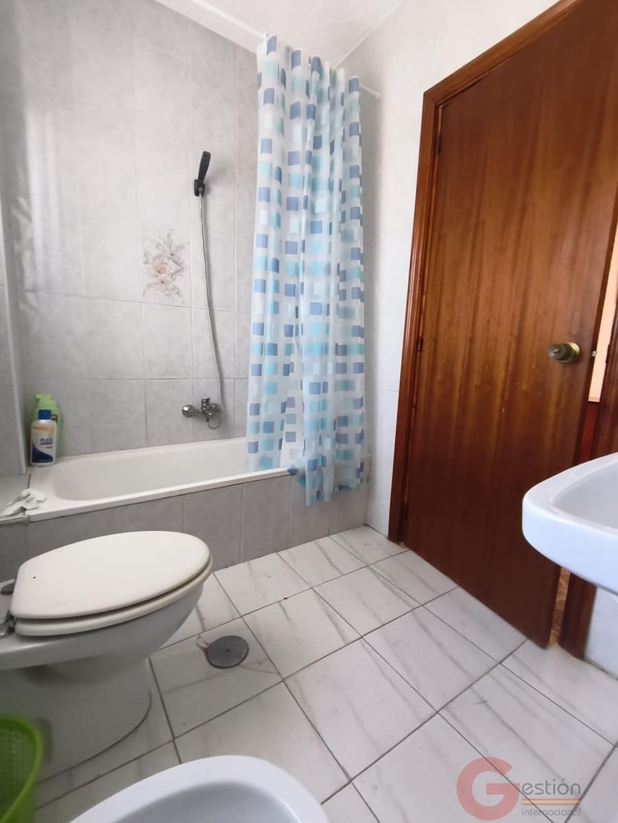 6 slaapkamer Villa te koop in Castell de Ferro met zwembad - € 230.000 (Ref: 9854646)