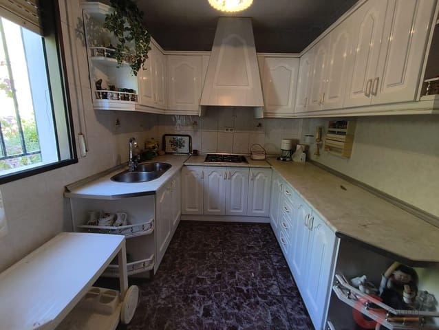6 slaapkamer Villa te koop in Castell de Ferro, Gualchos met zwembad - € 230.000 (Ref: 9854646)