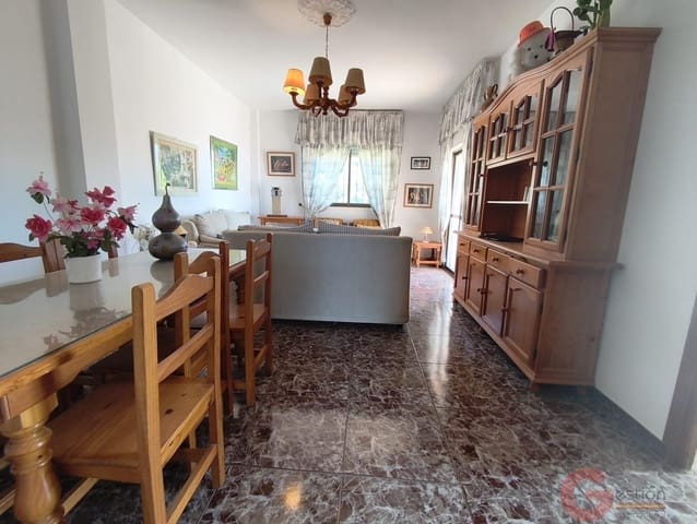 6 slaapkamer Villa te koop in Castell de Ferro, Gualchos met zwembad - € 230.000 (Ref: 9854646)