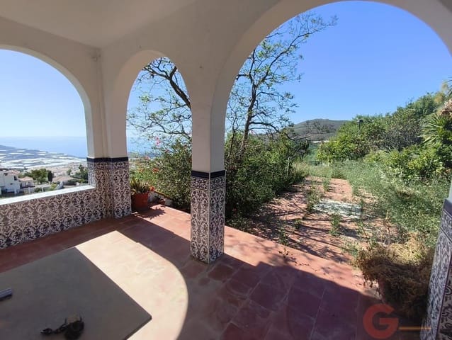 6 slaapkamer Villa te koop in Castell de Ferro, Gualchos met zwembad - € 230.000 (Ref: 9854646)