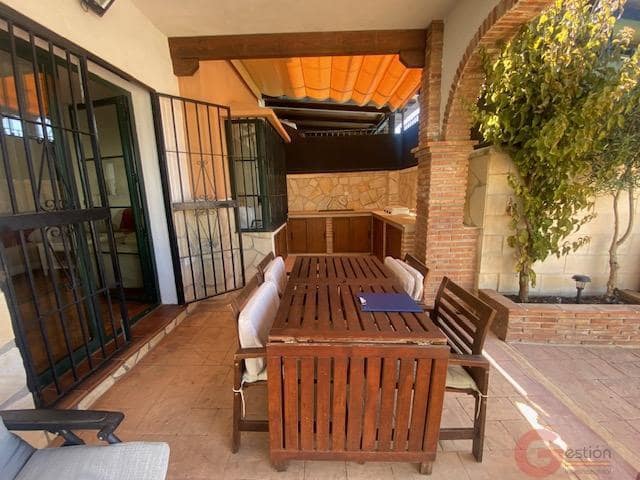 3 bedroom Villa for sale in Puente de Don Manuel with pool garage - € 303,000 (Ref: 9863864)