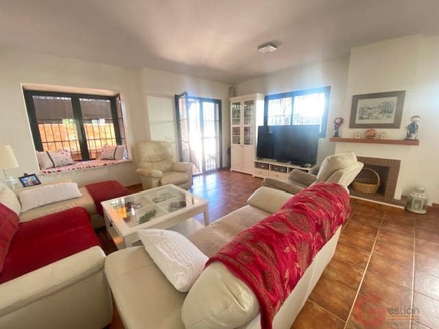 3 bedroom Villa for sale in Puente de Don Manuel with pool garage - € 303,000 (Ref: 9863864)