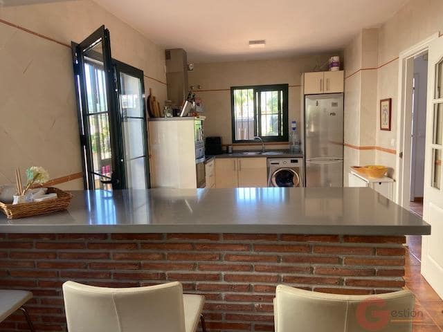 3 bedroom Villa for sale in Puente de Don Manuel with pool garage - € 303,000 (Ref: 9863864)