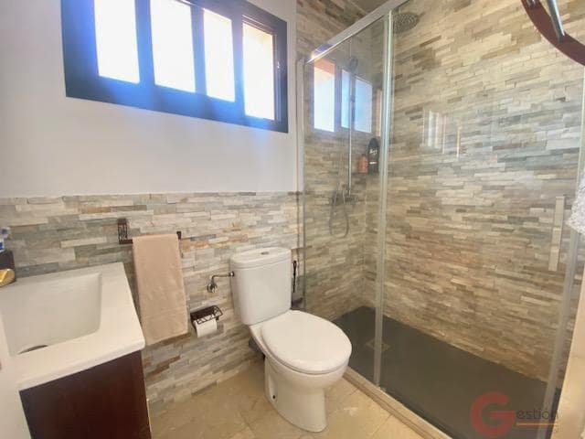 3 bedroom Villa for sale in Puente de Don Manuel with pool garage - € 303,000 (Ref: 9863864)