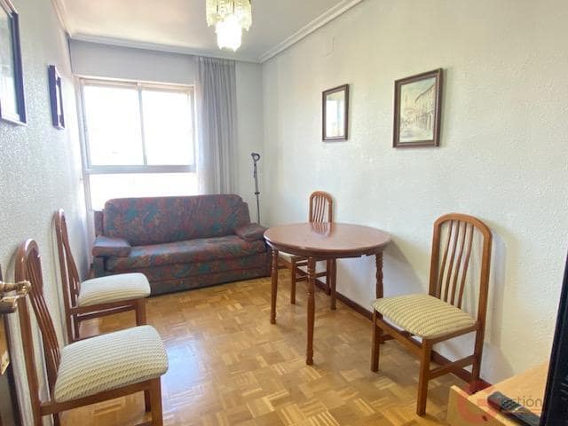 4 bedroom Flat for sale in Valladolid city with garage - € 255,000 (Ref: 9865305)