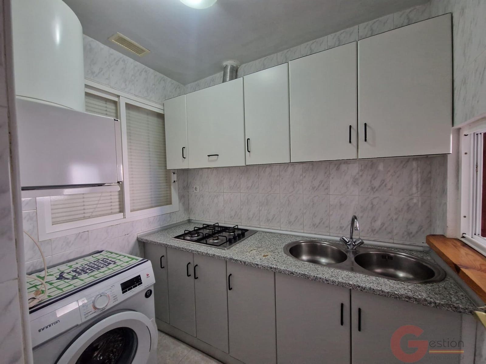 Piso de 2 habitaciones en Castell de Ferro en venta - 142.000 € (Ref: 9873656)