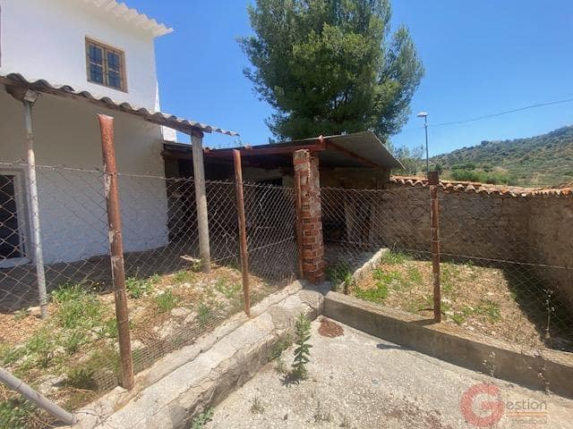 7 soveværelse Finca/Landehus til salg i Comares med garage - € 325.000 (Ref: 9875432)