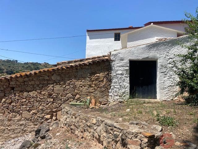 7 soveværelse Finca/Landehus til salg i Comares med garage - € 325.000 (Ref: 9875432)