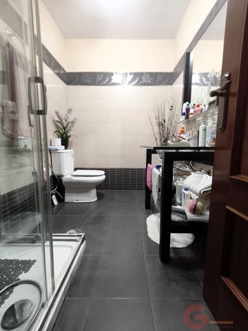 5 Zimmer Villa zu verkaufen in Motril mit Garage - 297.000 € (Ref: 9884928)