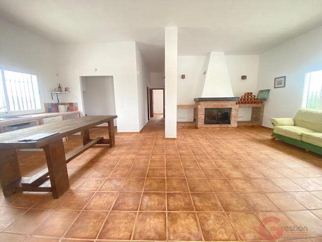 3 bedroom Finca/Country House for sale in Cutar with pool - € 350,000 (Ref: 9895450)