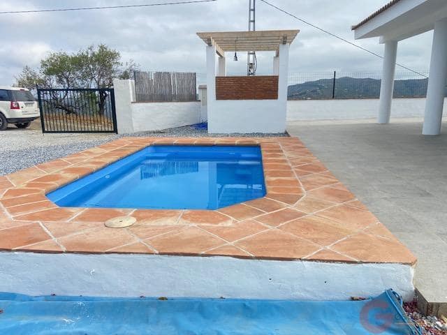 3 bedroom Finca/Country House for sale in Cútar - € 350,000 (Ref: 9895450)