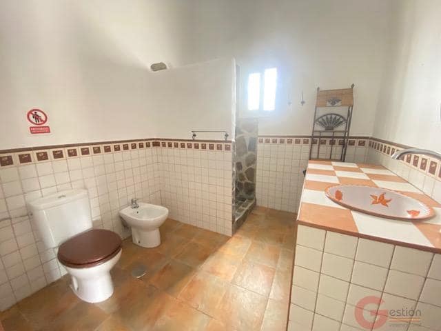 3 bedroom Finca/Country House for sale in Cutar with pool - € 350,000 (Ref: 9895450)