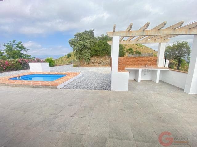 3 bedroom Finca/Country House for sale in Cutar with pool - € 350,000 (Ref: 9895450)