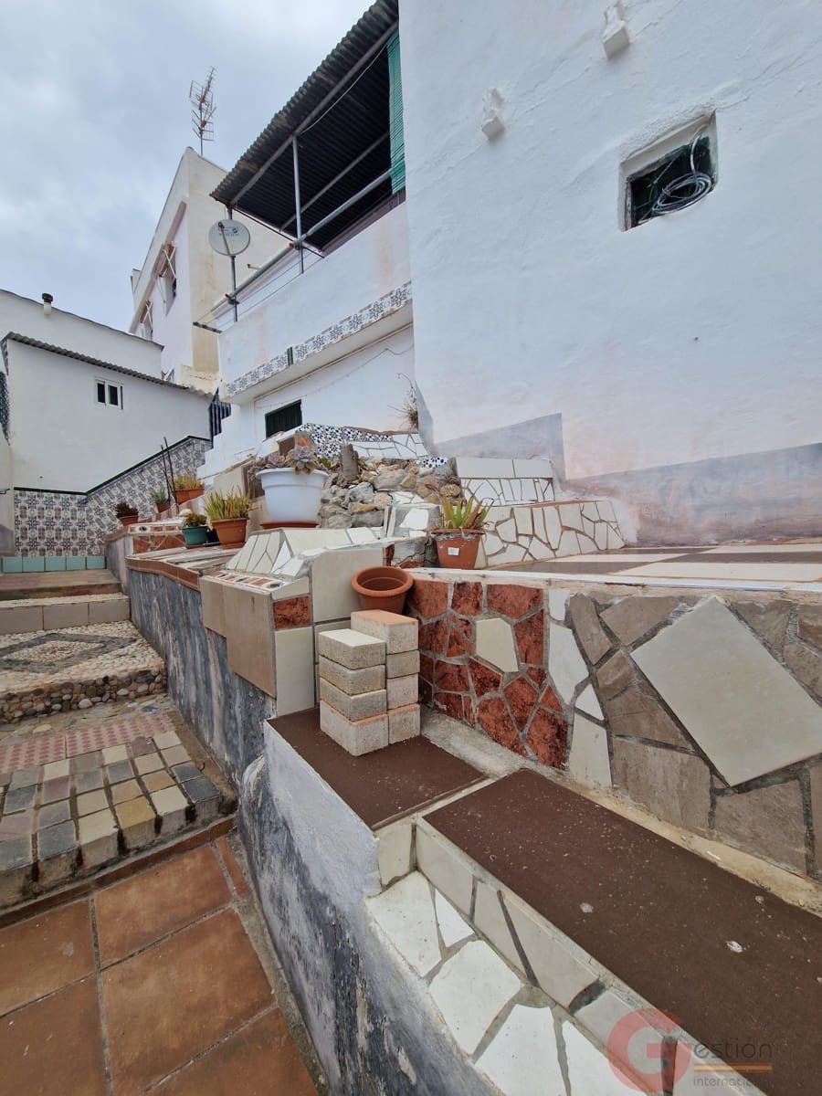 1 quarto Moradia para venda em Salobrena - 155 000 € (Ref: 9899995)