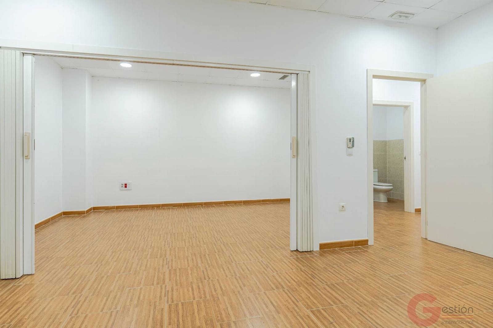 3 sovrum Kommersiell till salu i Motril - 188 500 € (Ref: 9915937)