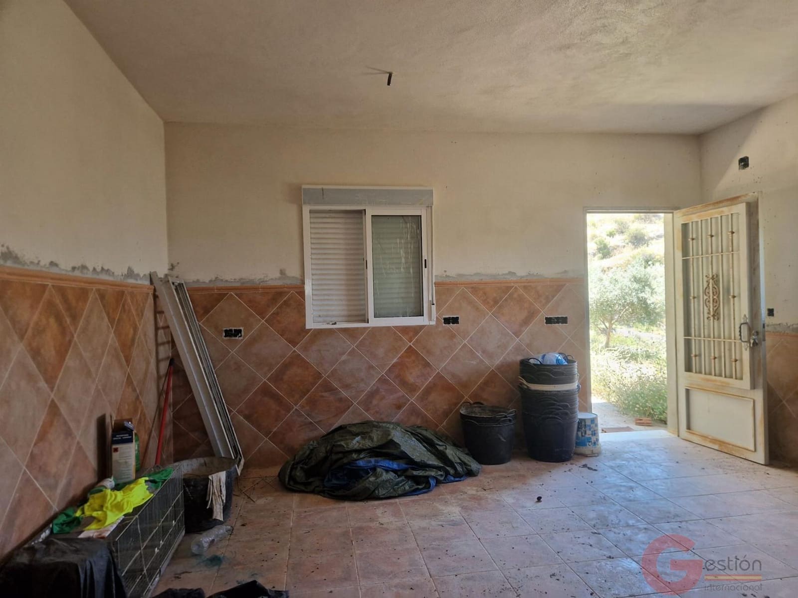 2 bedroom Finca/Country House for sale in Motril - € 200,000 (Ref: 9937321)