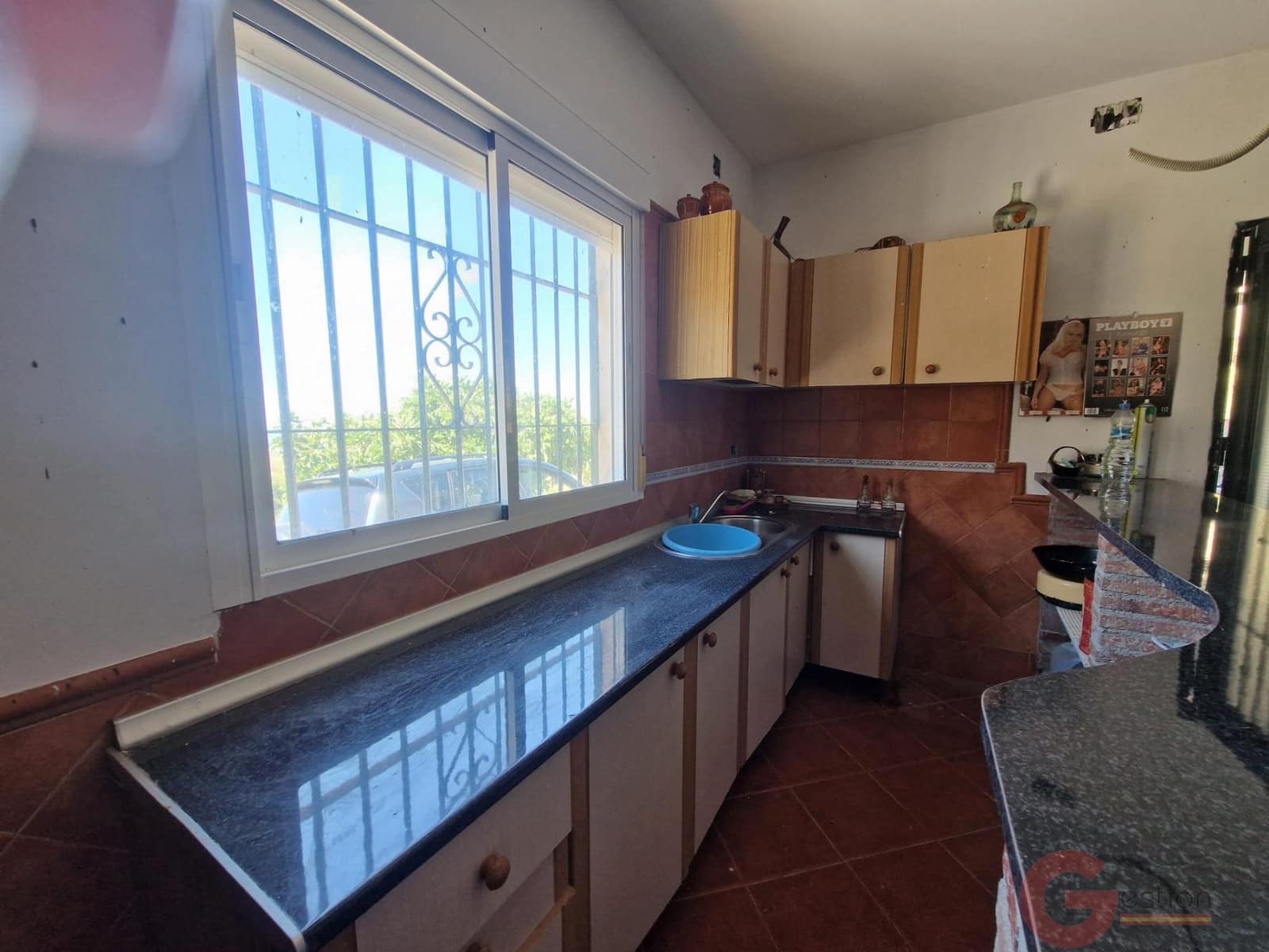 2 bedroom Finca/Country House for sale in Motril - € 200,000 (Ref: 9937321)