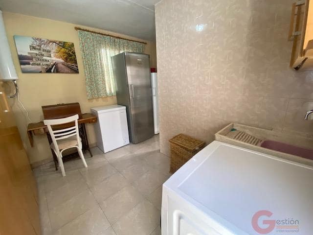 Villa til salgs i Competa med garasje - € 405 000 (Ref: 9948005)
