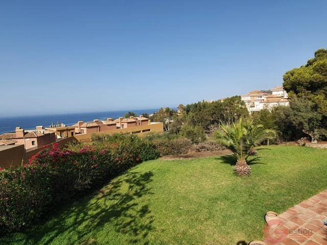 6 slaapkamer Villa te koop in La Herradura, Almuñécar met zwembad garage - € 930.000 (Ref: 9948930)