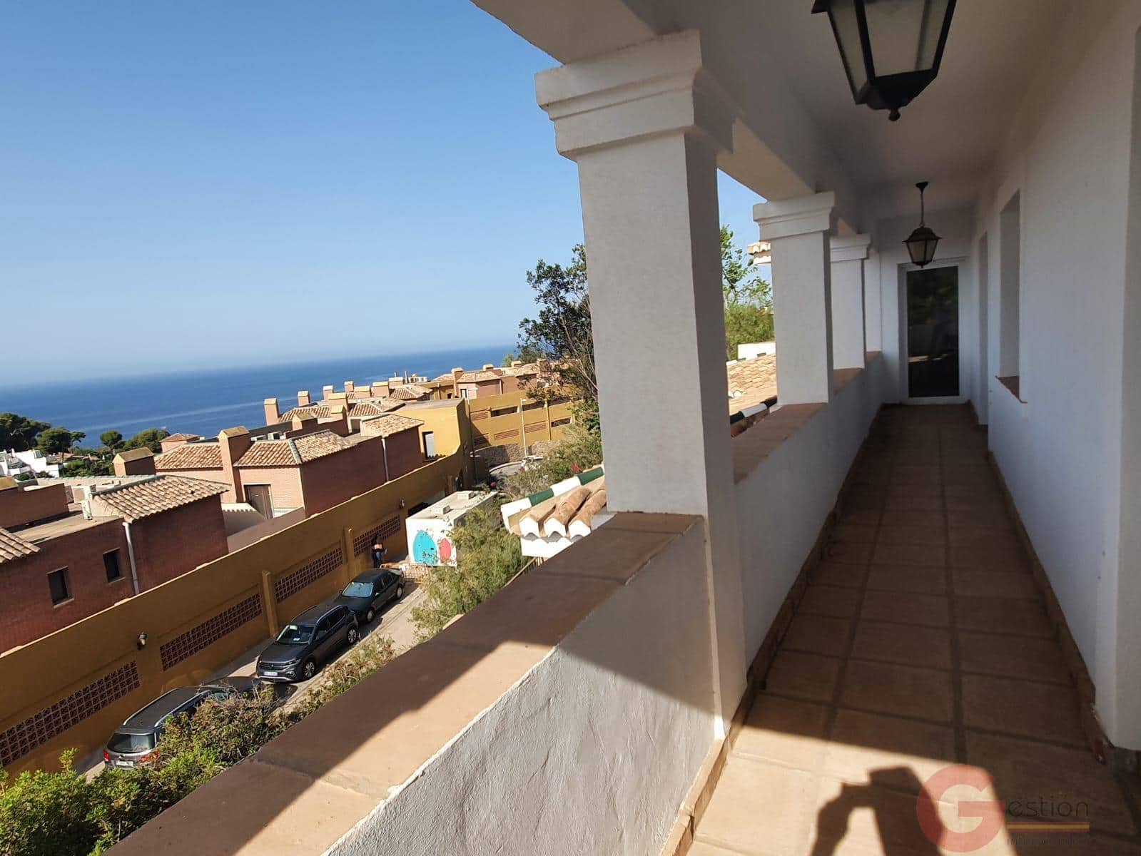 6 soveværelse Villa til salg i La Herradura med swimmingpool garage - € 930.000 (Ref: 9948930)