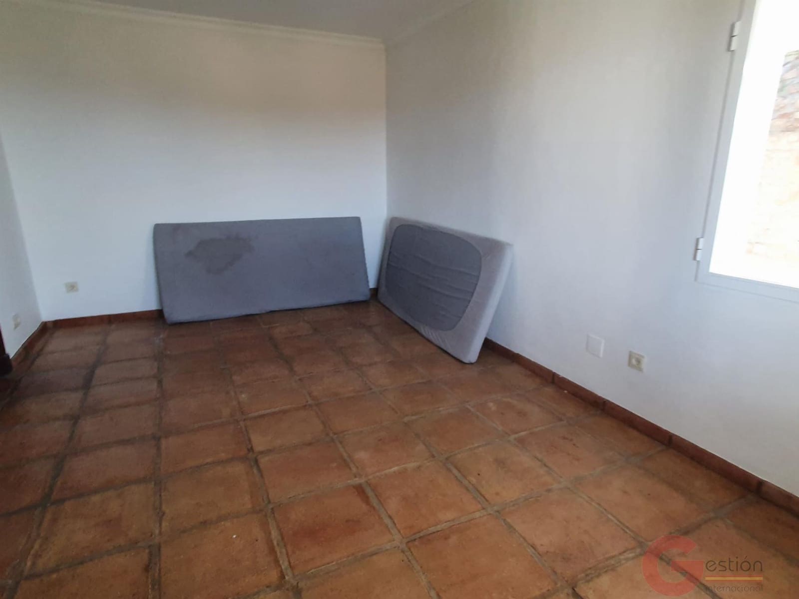 6 soveværelse Villa til salg i La Herradura med swimmingpool garage - € 930.000 (Ref: 9948930)