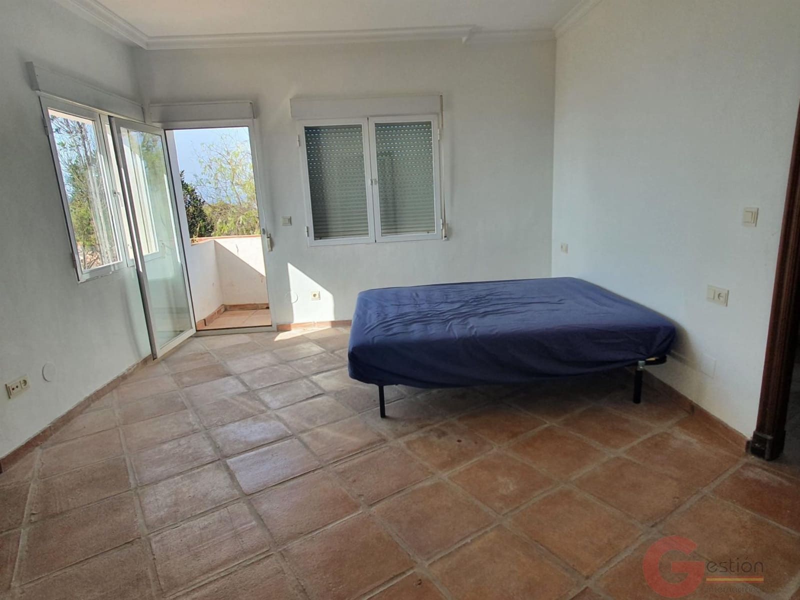 6 soveværelse Villa til salg i La Herradura med swimmingpool garage - € 930.000 (Ref: 9948930)