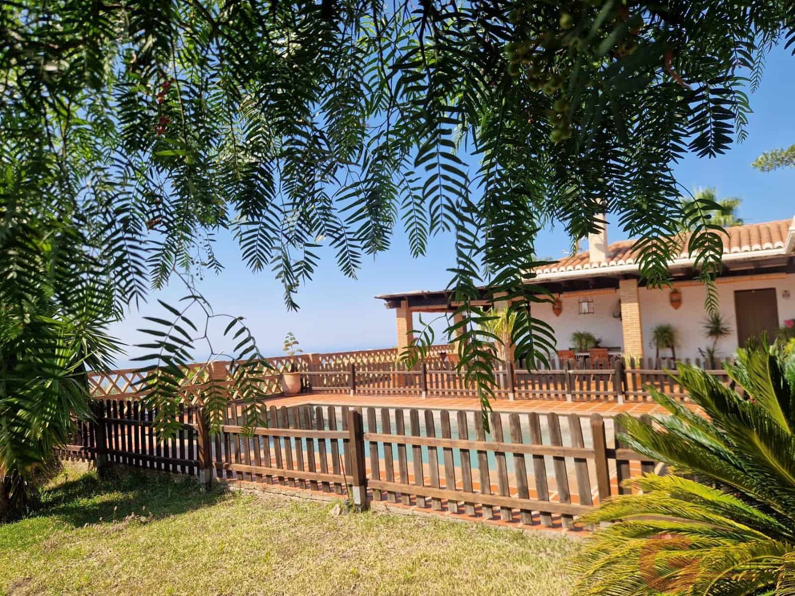4 soveværelse Villa til salg i Salobrena med swimmingpool - € 499.500 (Ref: 9948931)
