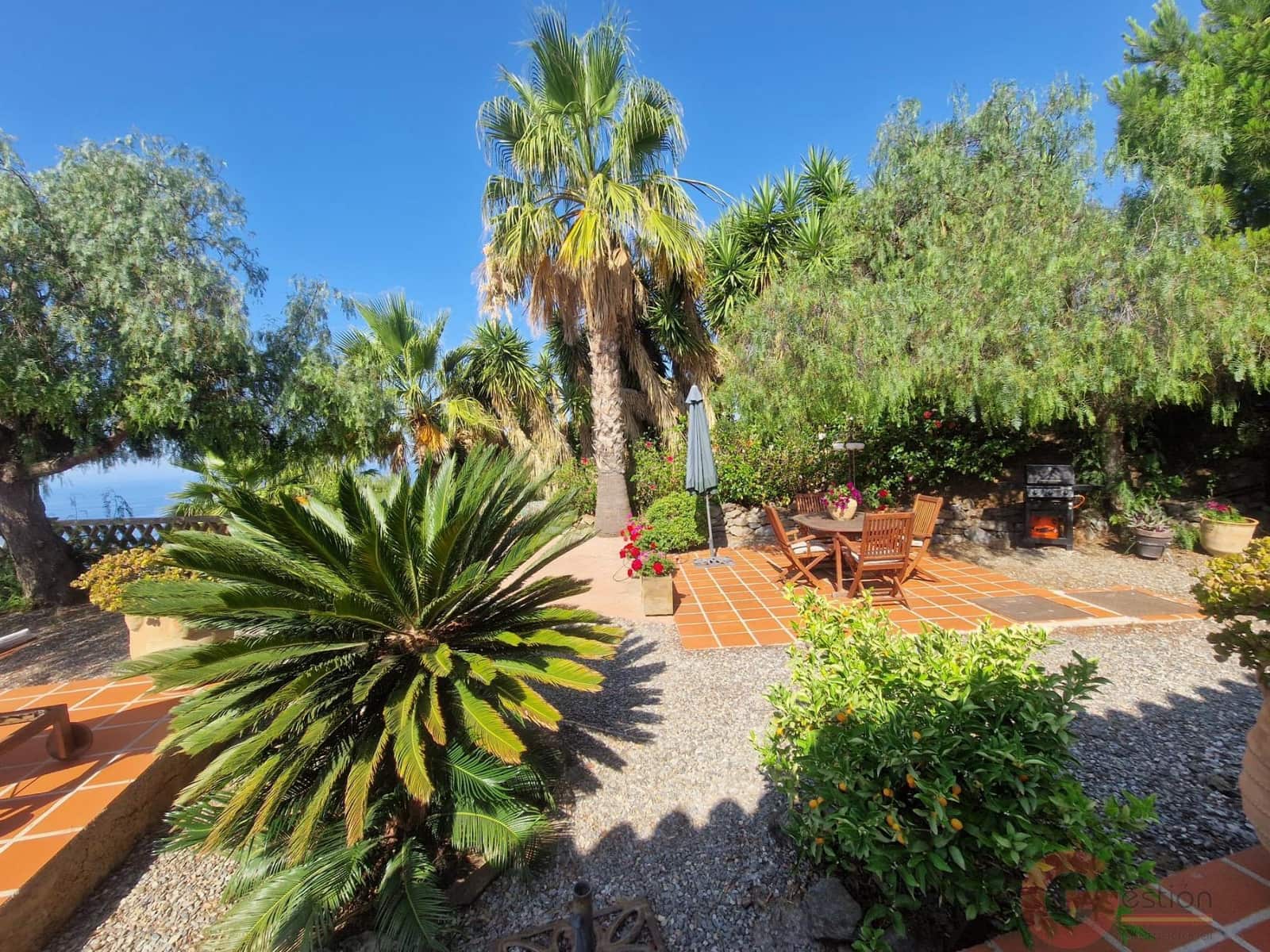 4 soveværelse Villa til salg i Salobrena med swimmingpool - € 499.500 (Ref: 9948931)