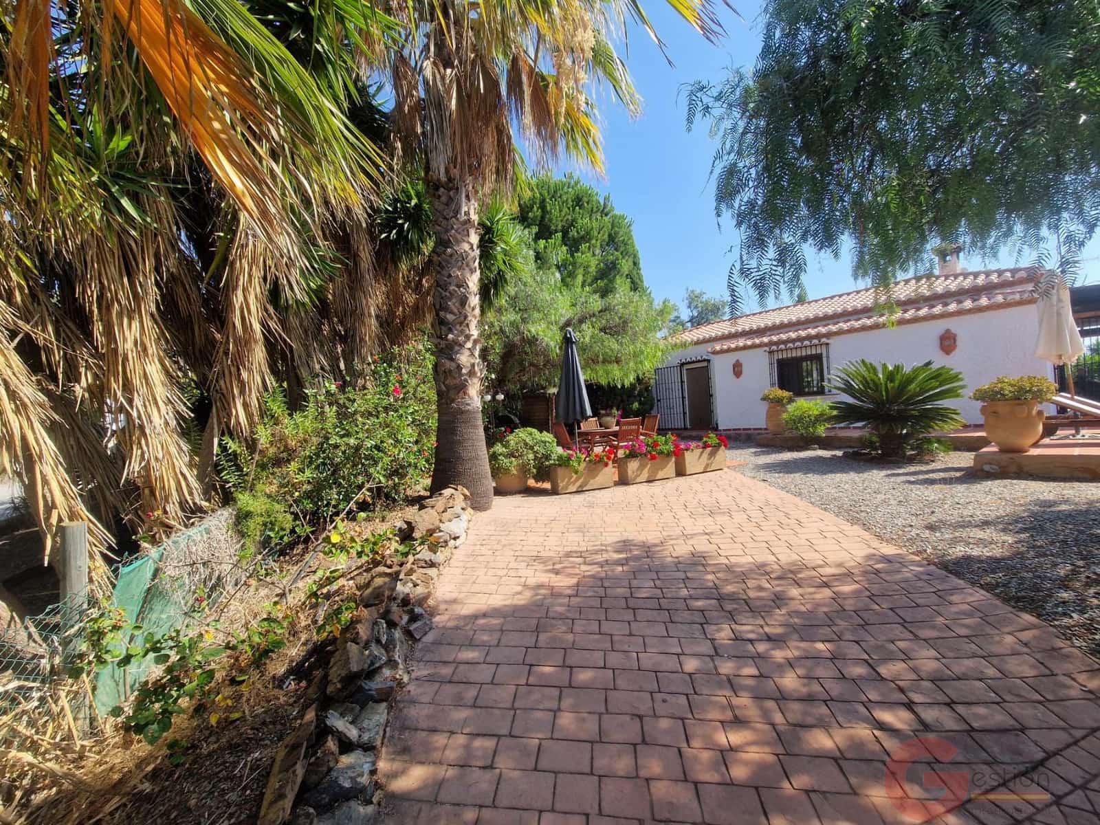 4 soveværelse Villa til salg i Salobrena med swimmingpool - € 499.500 (Ref: 9948931)