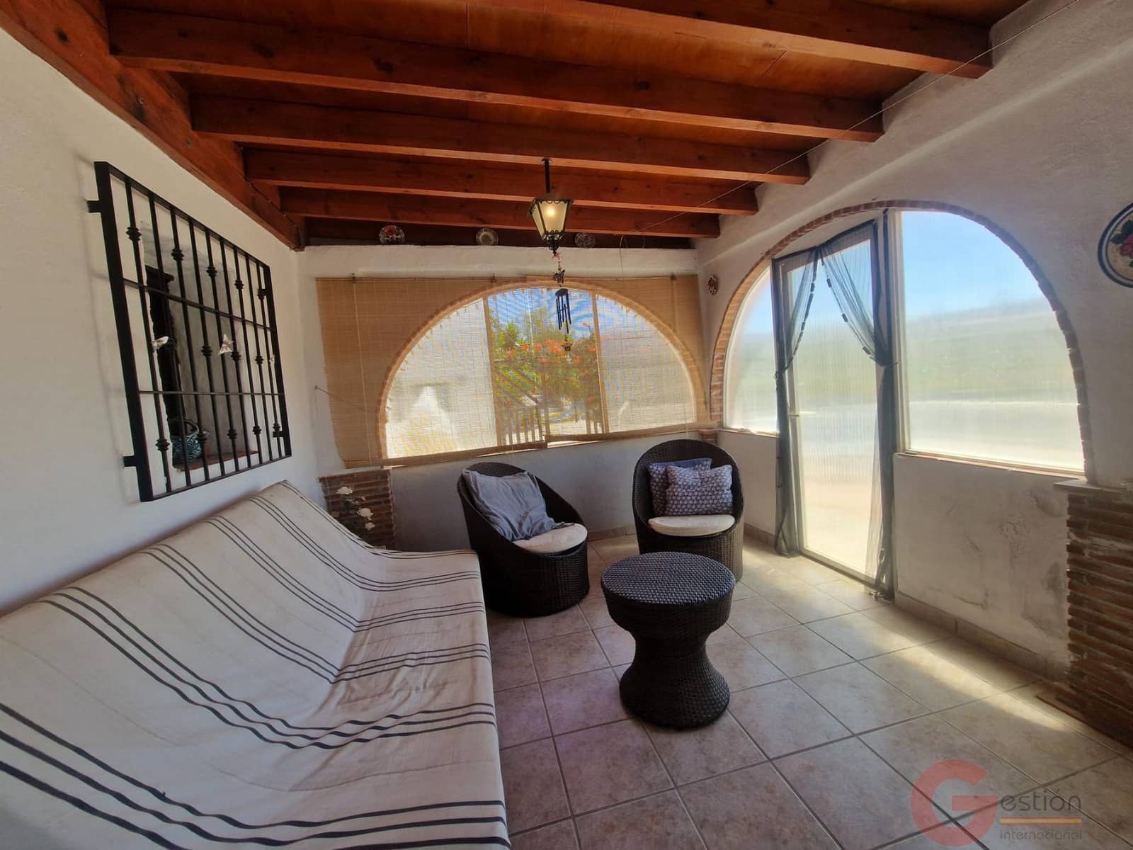 4 bedroom Villa for sale in Velez de Benaudalla with pool - € 265,000 (Ref: 9954607)