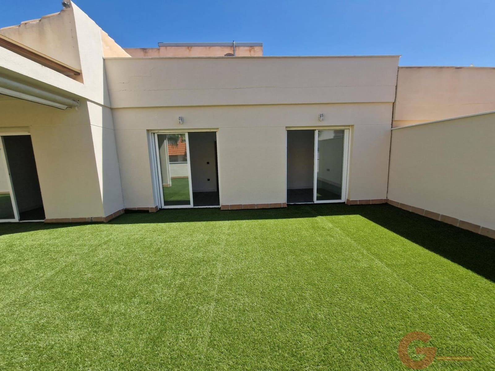2 bedroom Penthouse for sale in Castell de Ferro with pool - € 291,000 (Ref: 9954608)