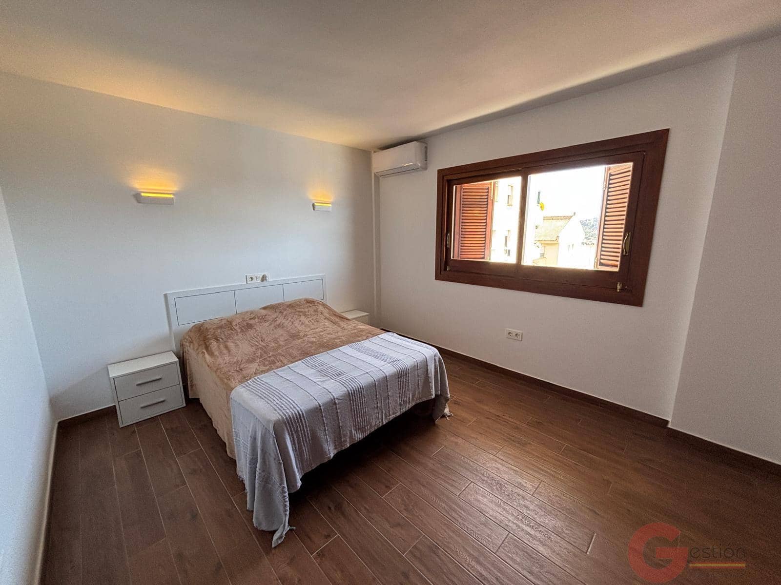 8 soveværelse Villa til salg i Cotobro med swimmingpool garage - € 1.490.000 (Ref: 9962786)