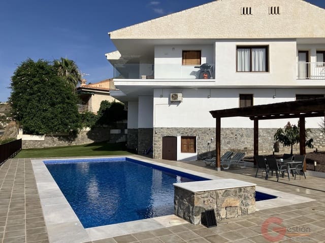 8 soveværelse Villa til salg i Cotobro, Almuñécar med swimmingpool garage - € 1.490.000 (Ref: 9962786)