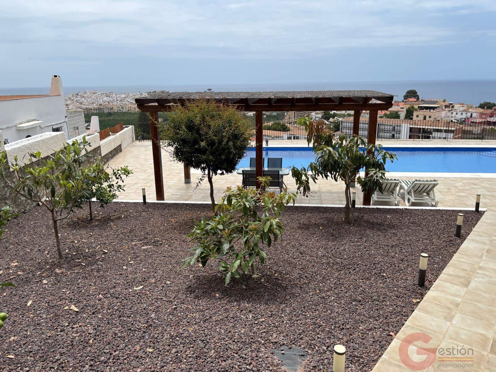 8 soveværelse Villa til salg i Cotobro med swimmingpool garage - € 1.490.000 (Ref: 9962786)