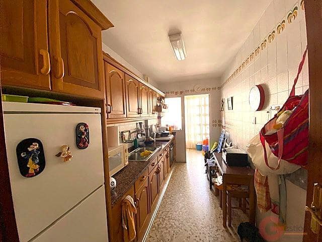 4 soveværelse Lejlighed til salg i Almunecar med garage - € 410.000 (Ref: 9965949)