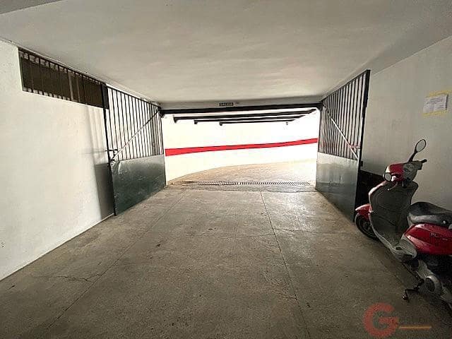 4 soveværelse Lejlighed til salg i Almunecar med garage - € 410.000 (Ref: 9965949)
