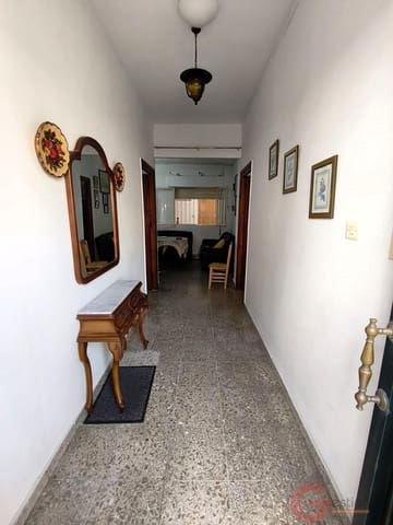 4 slaapkamer Villa te koop in Motril - € 170.000 (Ref: 9981661)